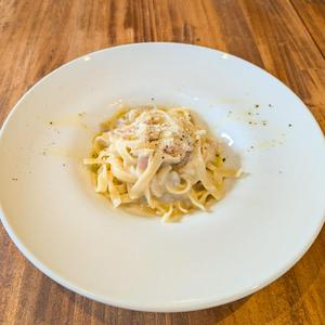 茸とベーコンクリームパスタ