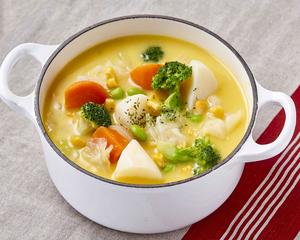 【スープで食べるたっぷり野菜】1/2日分の野菜が入った7種の彩り野菜スープ