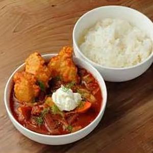 ローストチキンのボルシチカレーBorscht Curry with Roasted Chicken