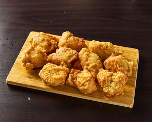 なるとキッチン 【名物】にんにくむねザンギ(得10ヶ)