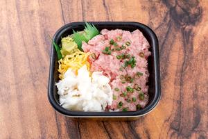 丼丸 縁側ネギトロ丼