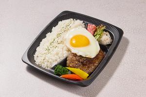 黒毛和牛100%ハンバーグ弁当 目玉焼き付き ライス大盛り