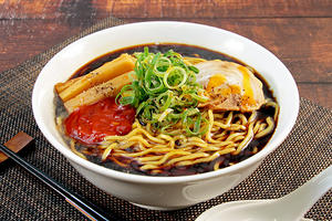 痺辛富山ブラックラーメン