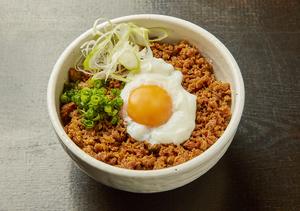 なるとキッチン 鶏そぼろ丼