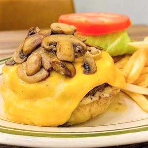 マッシュルームチーズバーガー