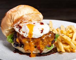 テリヤキエッグチーズバーガー EGG CHEESEBURGER