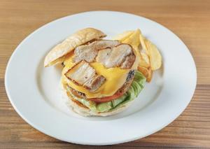 ベーコンチーズバーガー
