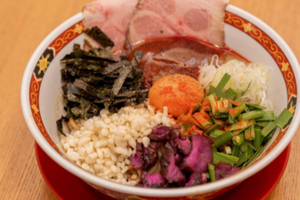 肉増しまぜそば