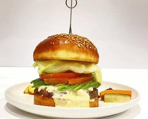 リッチアボカドタルタルバーガー