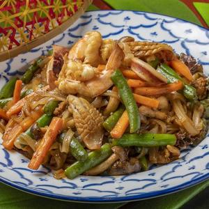 激辛 焼きそば パッキーマオ Drunken Noodle (Pad Ki Mao)
