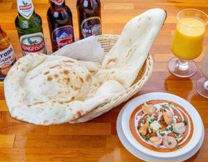ミックス シーフード カレーセットMix seafood curry Nan set