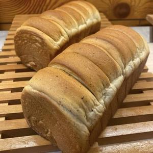 一本 紅茶米粉の食パン