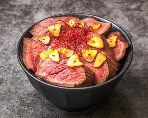 厳選らんぷの赤身丼 にんにく和え 大