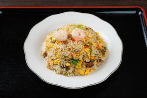 エビ入り五目チャーハン