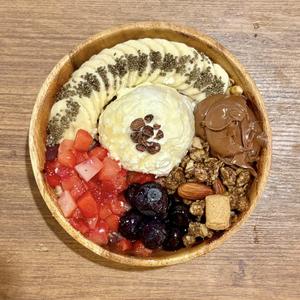 NUTELLA ACAGURI BOWL ヌテラアサグリ ボウル