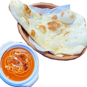 バターチキンカレーとナンセット。Butter Chicken Curry and Nan Set