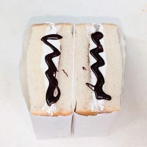 チョコホイップサンドイッチ
