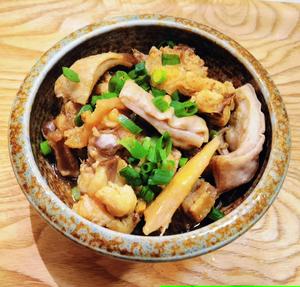 豚バラと鶏肉の煮込み