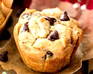 ☆女性スタッフおすすめ! ピーナッツバターチョコチップマフィンPeanut butter Chocolate chip Muffin