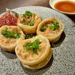 キムチマンドゥ 4個