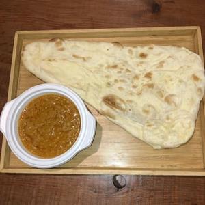 マトンカレー＆ナンまたはライス mutton curry ＆nan or rice