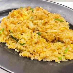【癖になる旨さ】カレーチャーハン