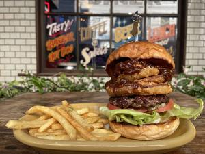フライドオニオンBBQバーガー【FRIED ONION BBQ BURGER】
