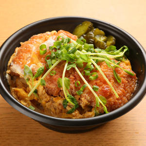 ロースカツ丼