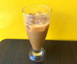 ベトナムコンデンスミルク入りコーヒー (  アイス )(C ph sa )