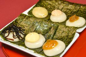 おにぎり餅6個セット(梅、いそべ、昆布、ネギ味噌、マヨネーズ、明太マヨネーズ)