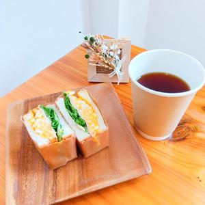米粉食パンのハムたまごサンド