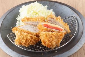 プレーン＆明太子チーズ熟成重ねかつ相盛り弁当