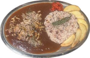 フライドポテトのせカレー