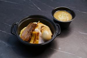 特製にんにくつけ麺