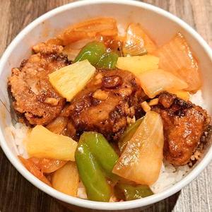 糖醋排骨飯(タンツーパイグーファン)