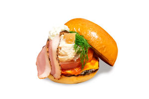 the 3rd burger 【期間限定】自家製ブリオッシュバンズの鴨＆アップルクリームチーズバーガー