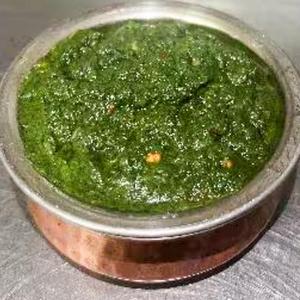 ほうれん草チキンカレー/SAG CHICKEN