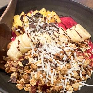 ココナッツボウル Coconut bowl