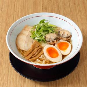 海鮮醤油ラーメン(味玉入り)