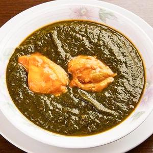 ほうれん草チキンカレー Spinach and Chicken Curry