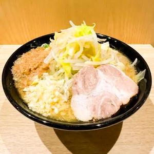 【至極の一杯】背脂醤油ラーメン