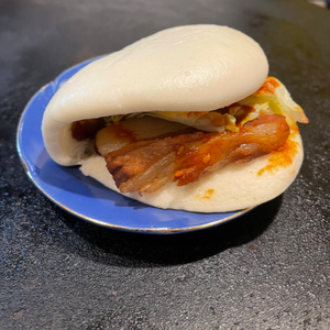 坡肉荷叶包 中華割りパン