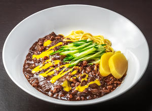 カレージャージャー麺 curry Jajangmyeon