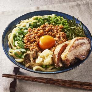 メガ盛り麺500g がっつり！どでか炙りチャーシューの台湾まぜそば 生卵・ラー油・酢付き・タレ2倍