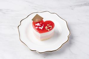 ハートストロベリーケーキ