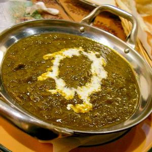 ほうれん草マトンカレー Horenso Mutton