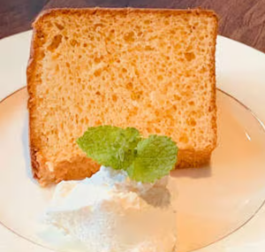 日替わりシフォンケーキ Chiffon Cake of the Day