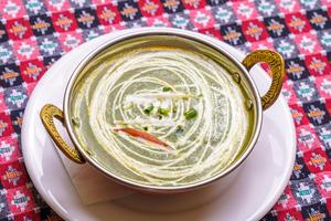 ほうれん草チキンカレー/Sag Chicken Curry