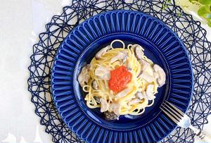 明太子とキノコのクリームパスタ