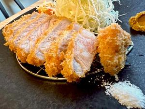 特上ロースカツ
